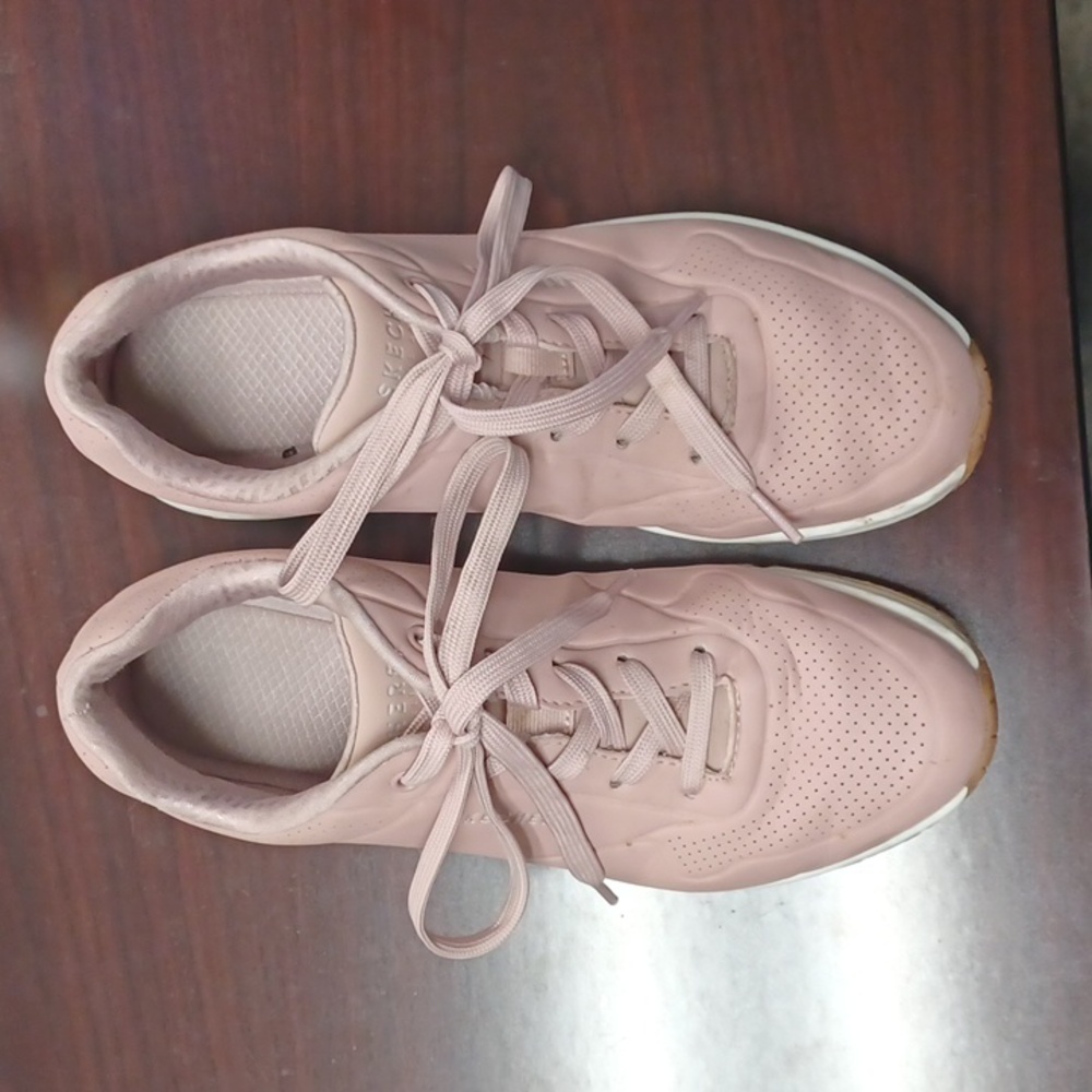 Shoes - Picture 1 of 5